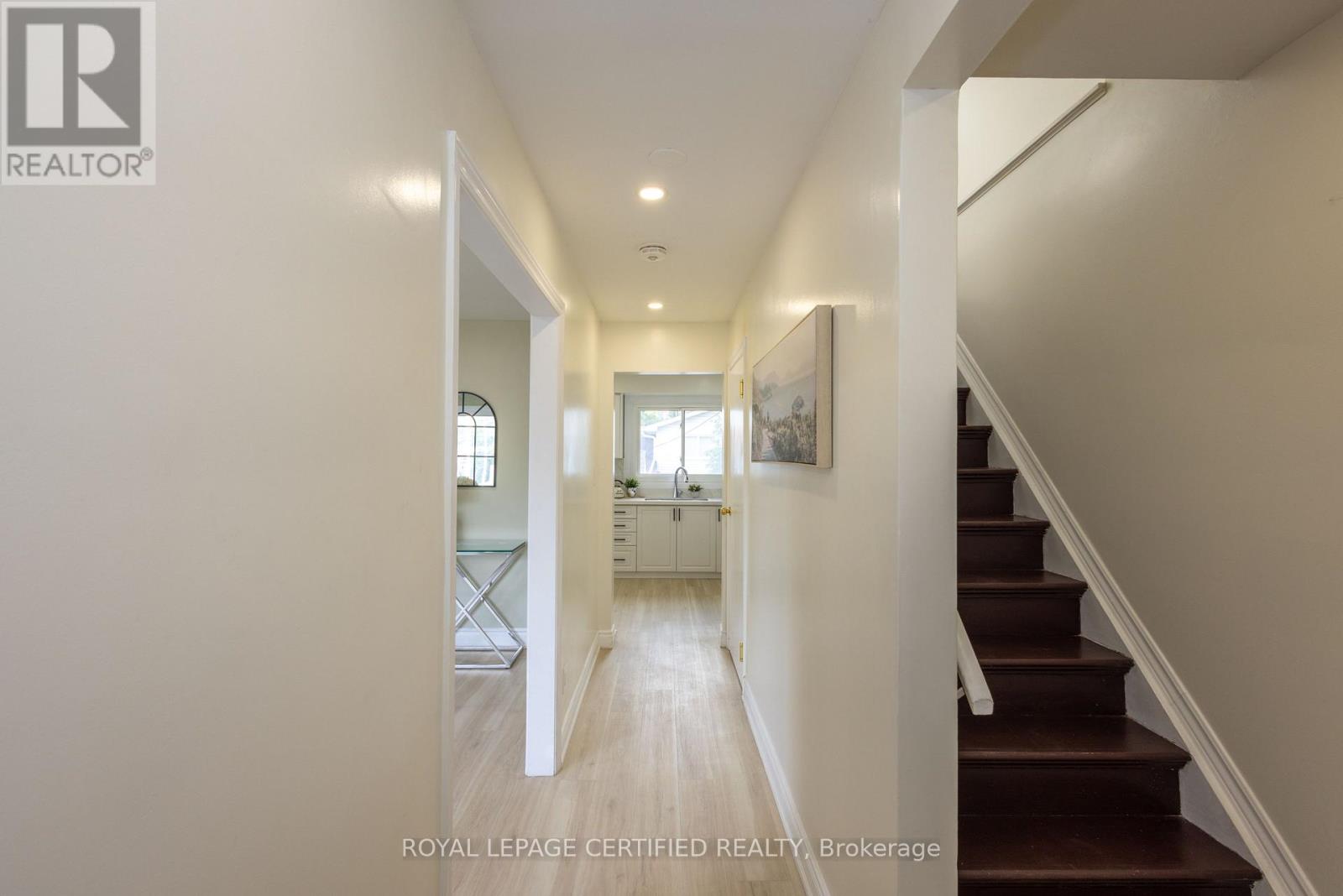 111 LIMERIDGE ROAD W - 9