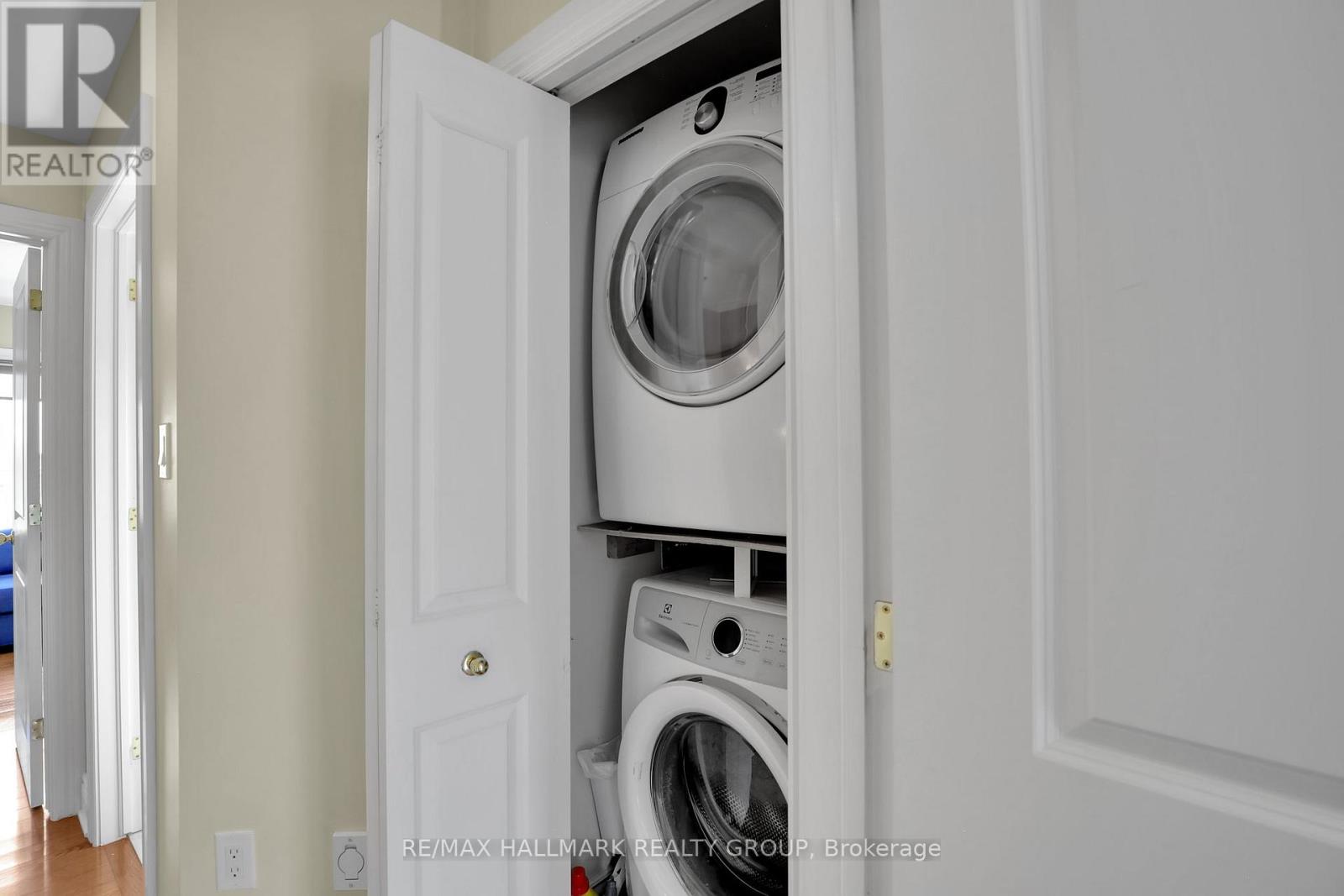 3 Bed, 3 Bath House for Sale in Ottawa – 3356 CARLING AVENUE, Ottawa – MLS# X13507866 - Image 28