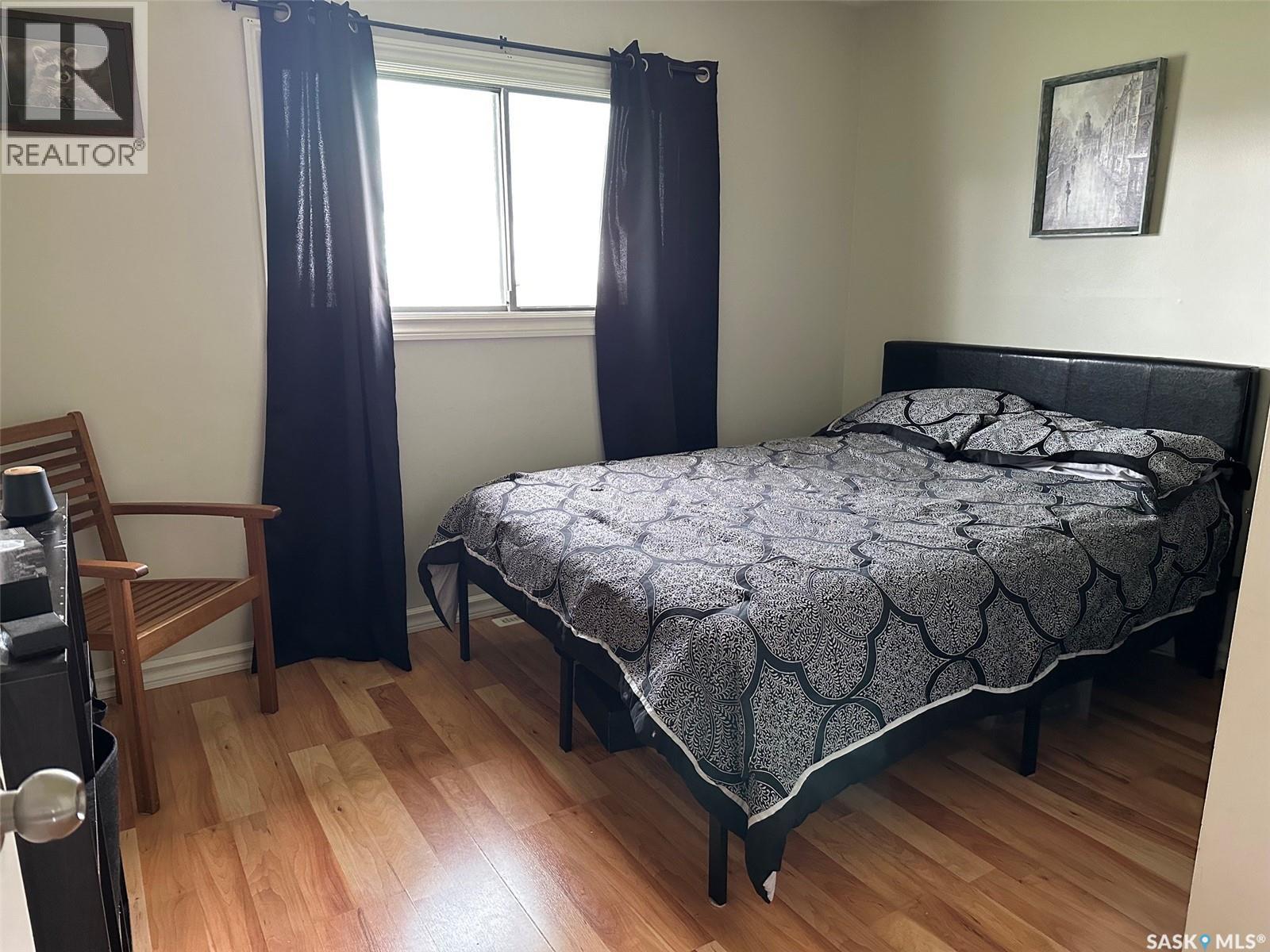 344 Young STREET - 5