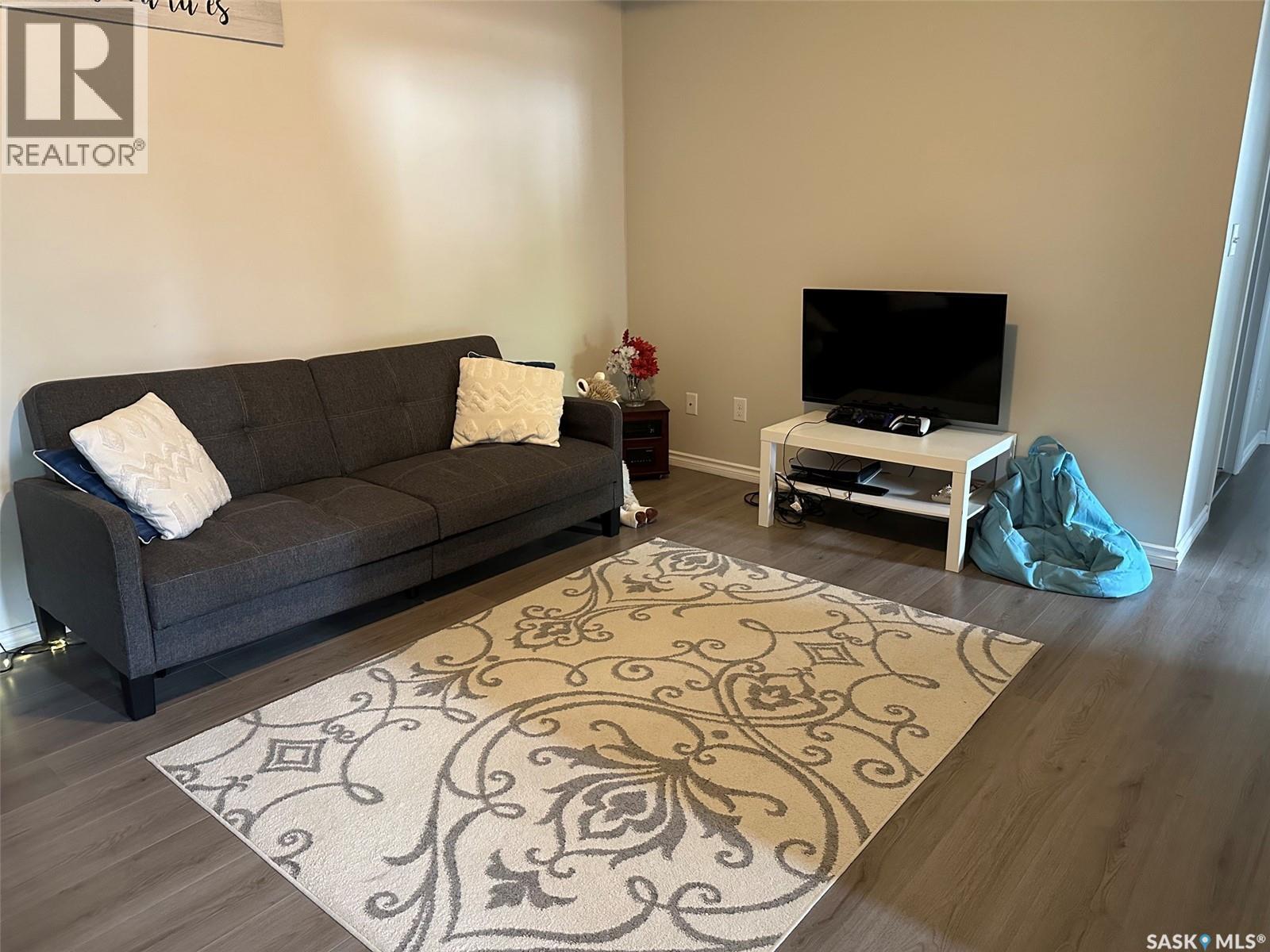 344 Young STREET - 30