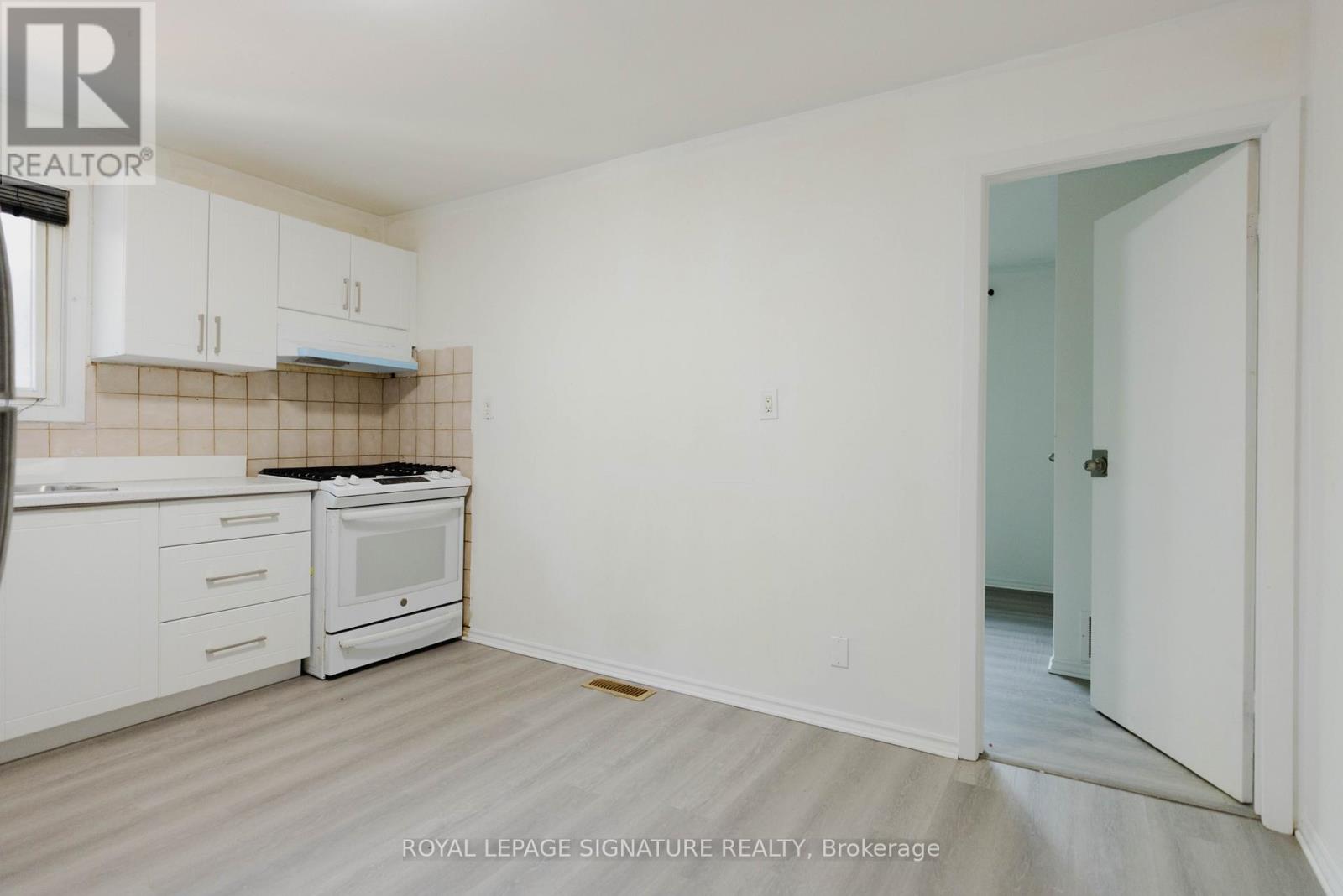 237 PICKERING STREET - 10