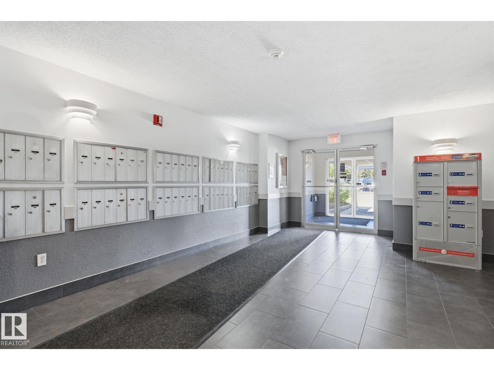 #214 2508 50 ST NW - 4