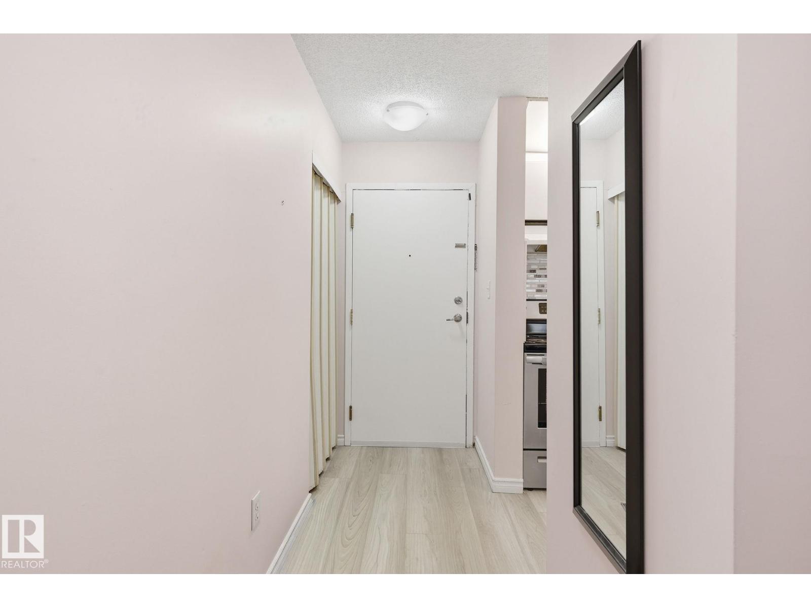 #214 2508 50 ST NW - 6