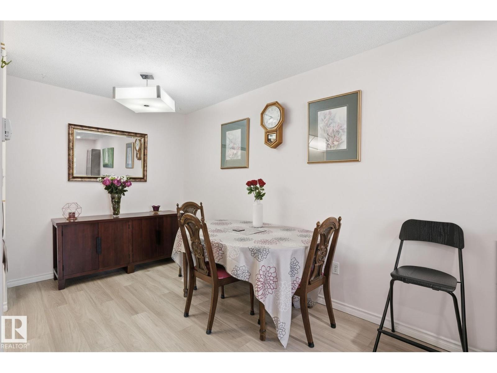#214 2508 50 ST NW - 10