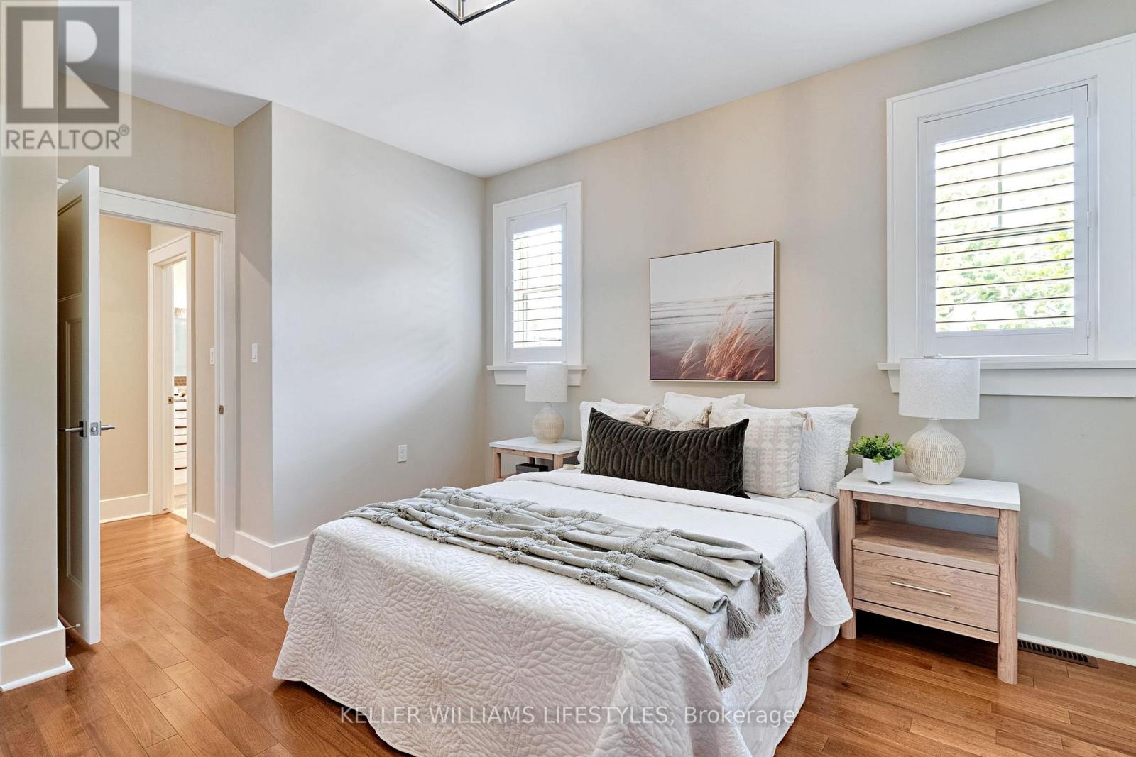 #3 352 RIDOUT STREET S - 23