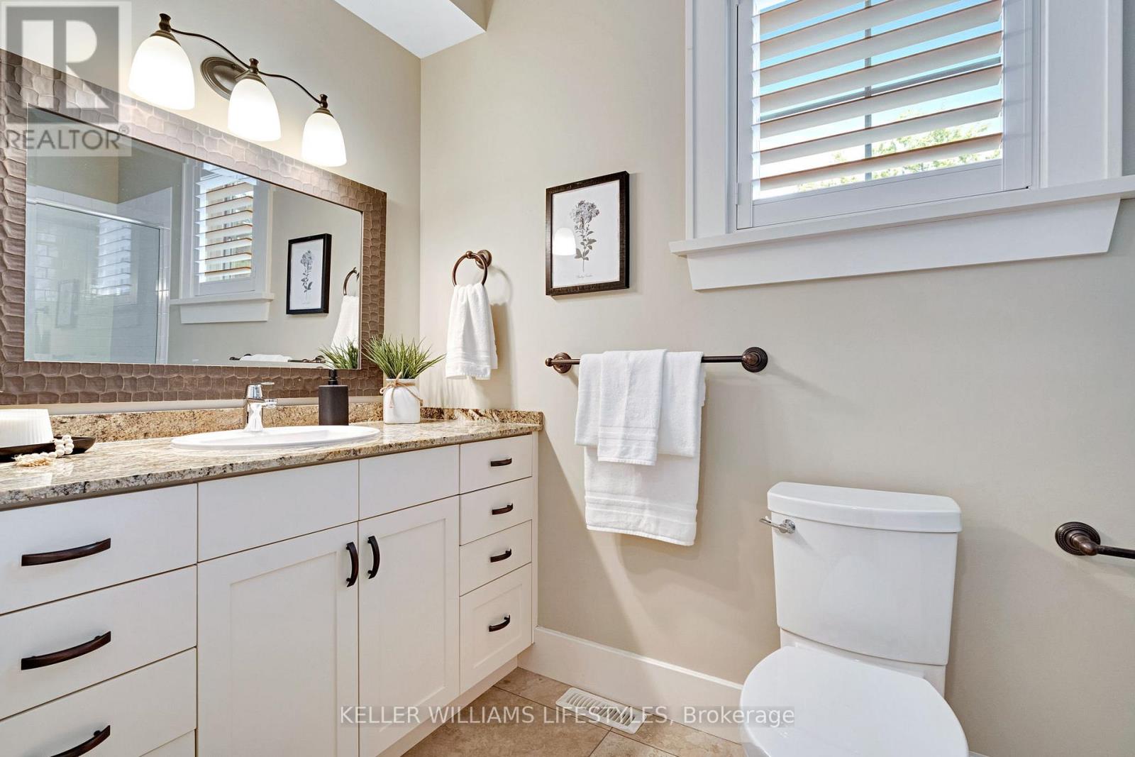 #3 352 RIDOUT STREET S - 24