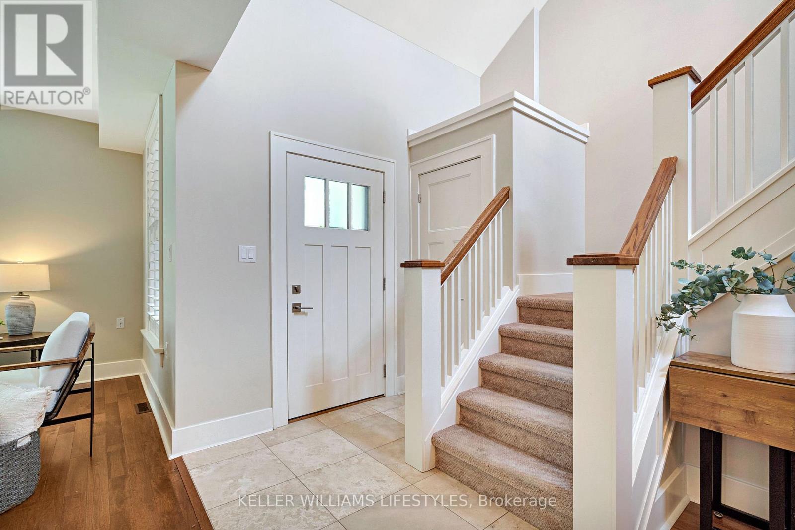 #3 352 RIDOUT STREET S - 7