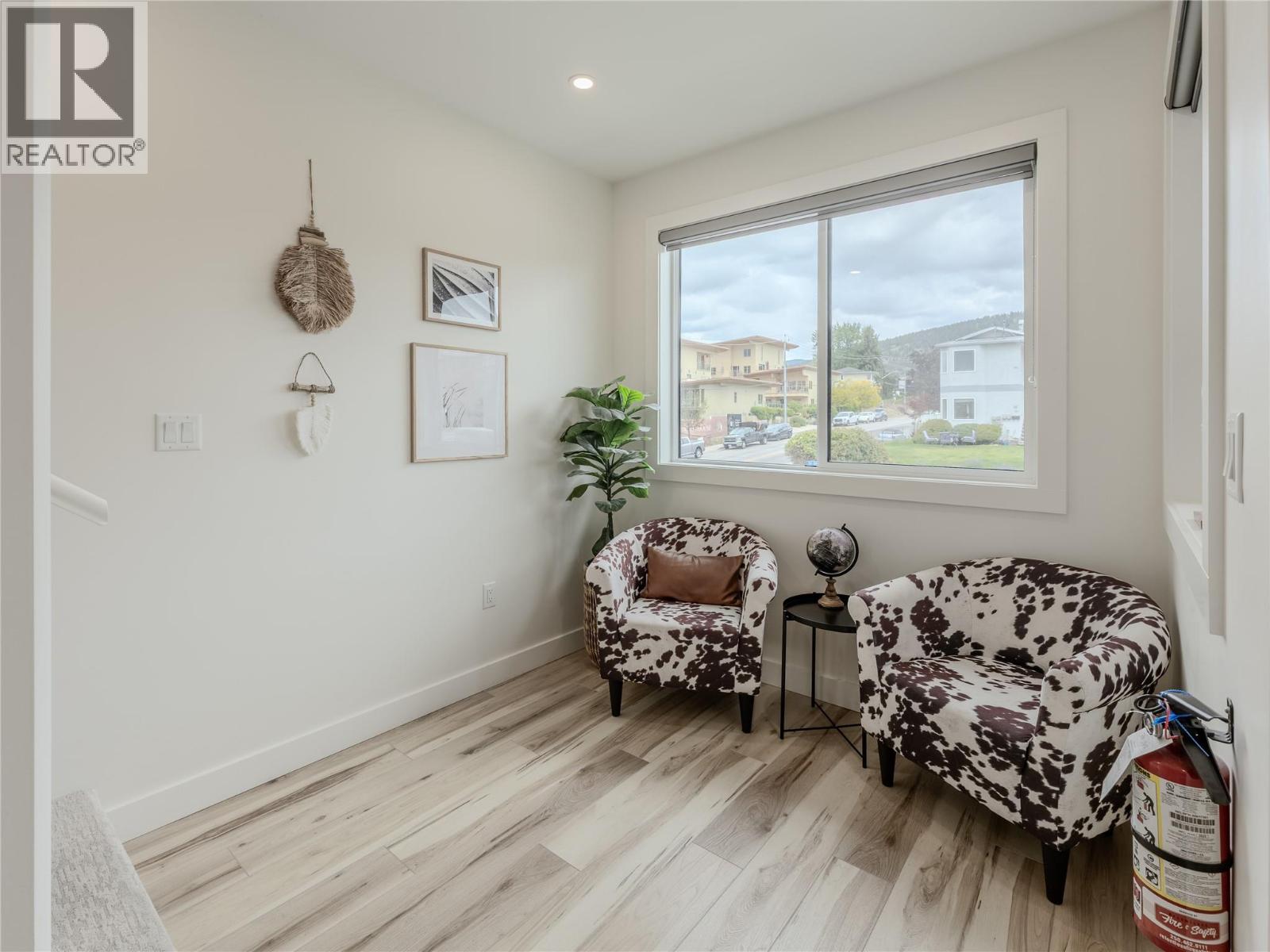 #104 190 VANCOUVER Avenue - 10