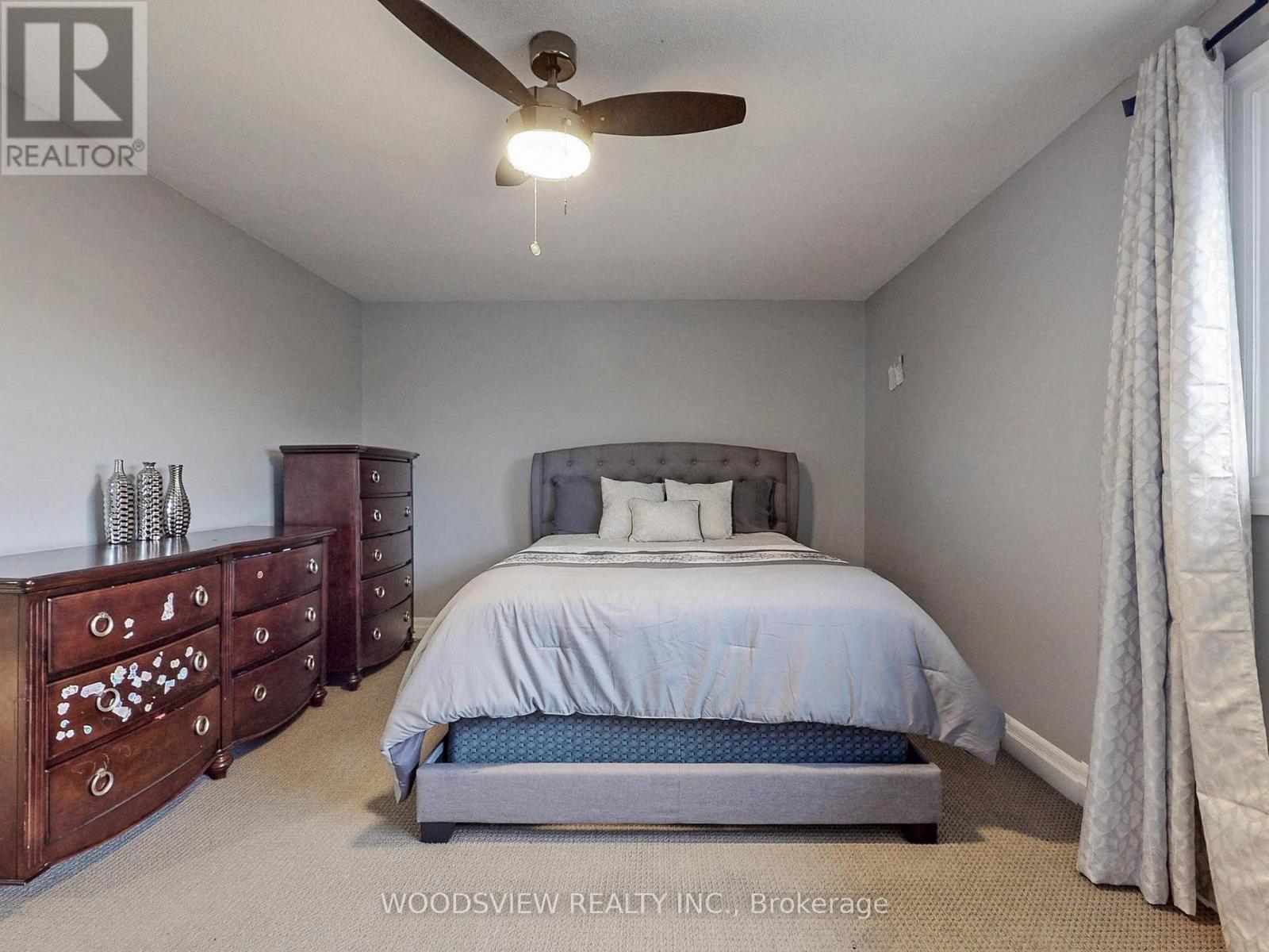 #43 1250 LIMERIDGE ROAD E - 33