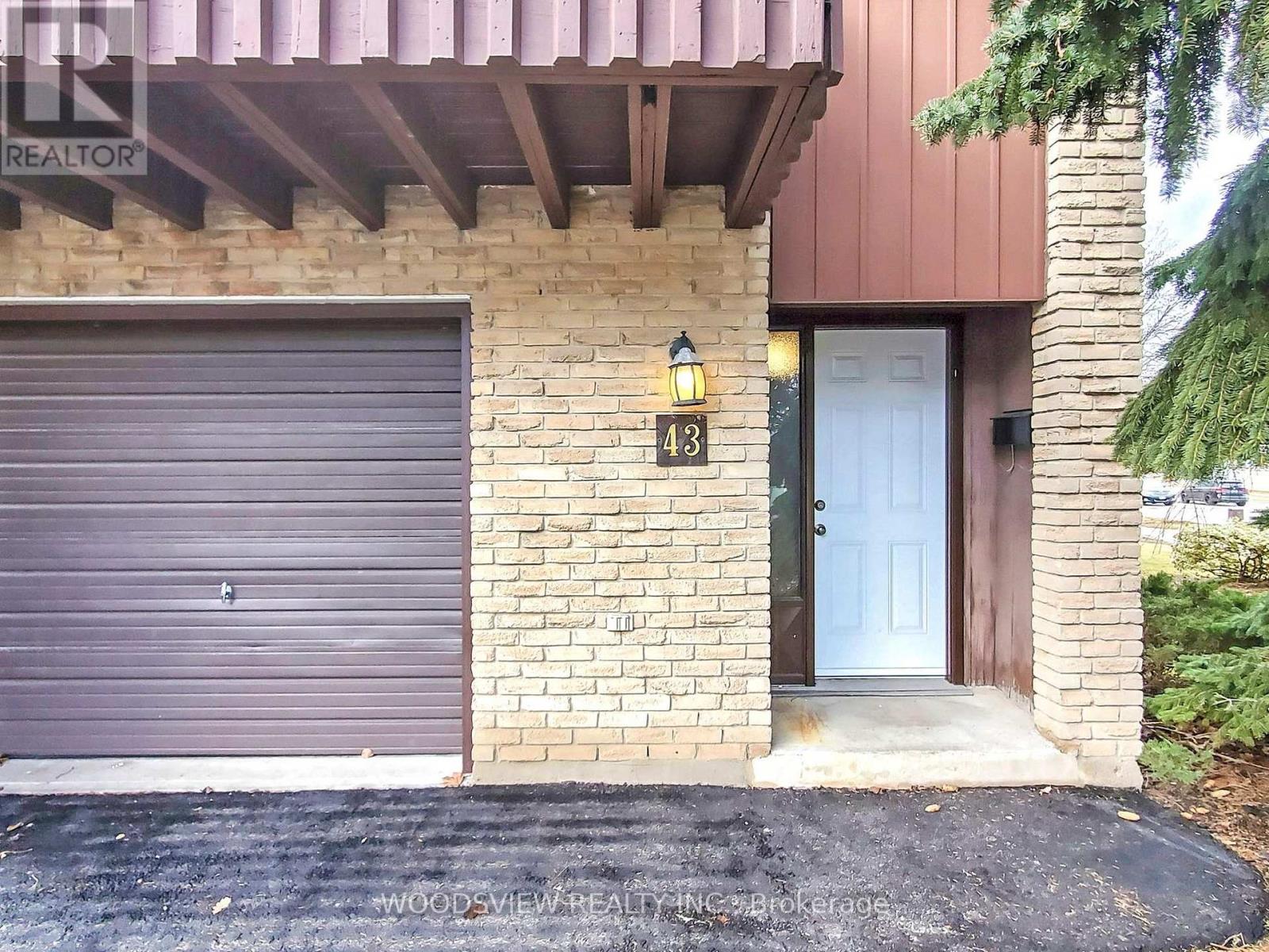 #43 1250 LIMERIDGE ROAD E - 4