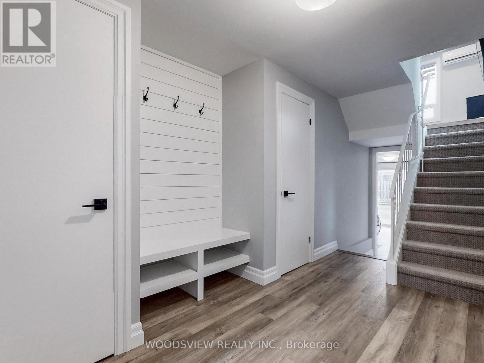#43 1250 LIMERIDGE ROAD E - 6