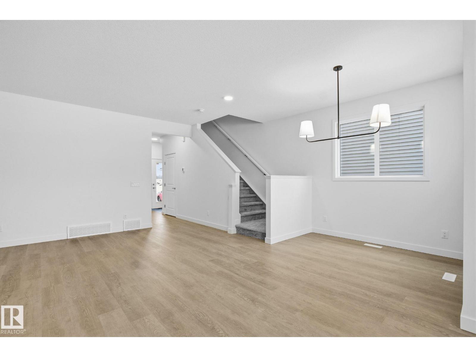 3713 ERLANGER DR NW - 8
