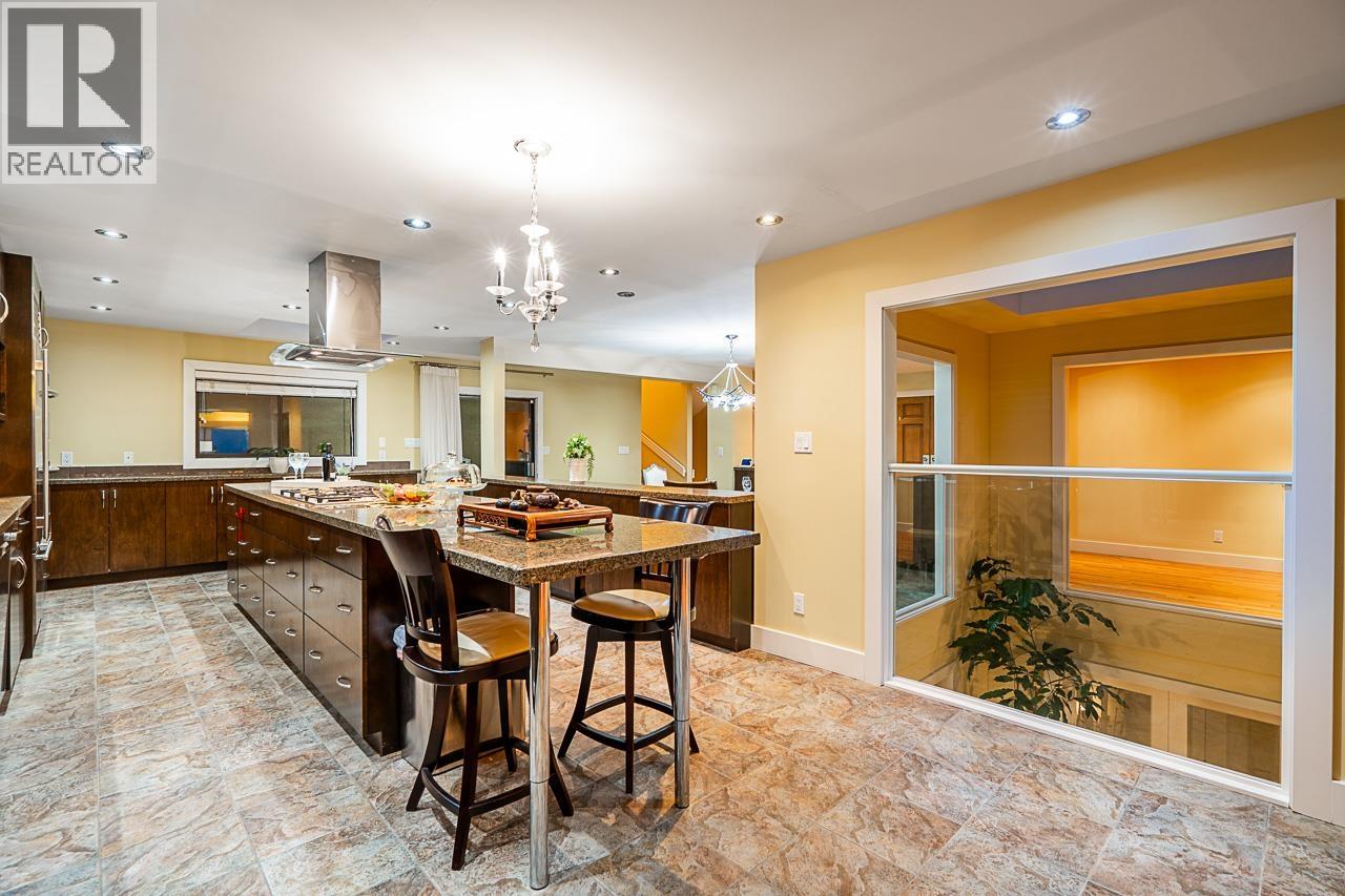 1542 CHARTWELL DRIVE, West Vancouver