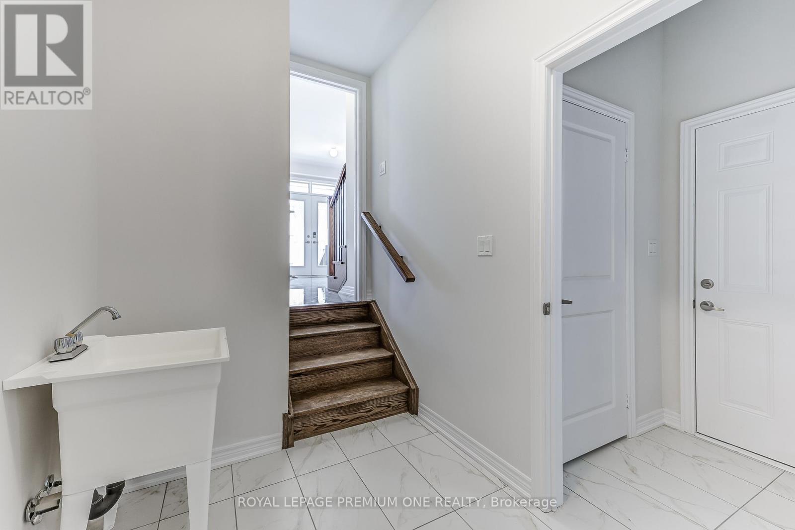 61 RAYMOND SCHELL AVENUE - 46