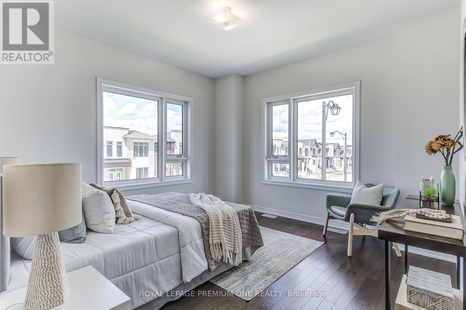 61 RAYMOND SCHELL AVENUE - 39