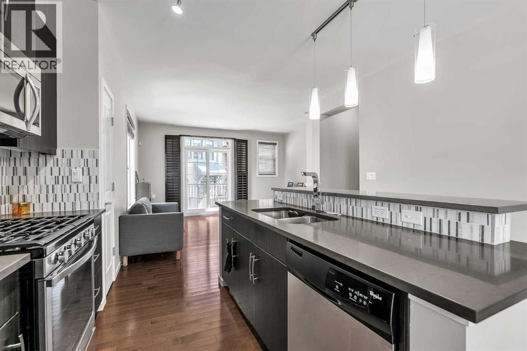 439 Ascot Circle SW - 8