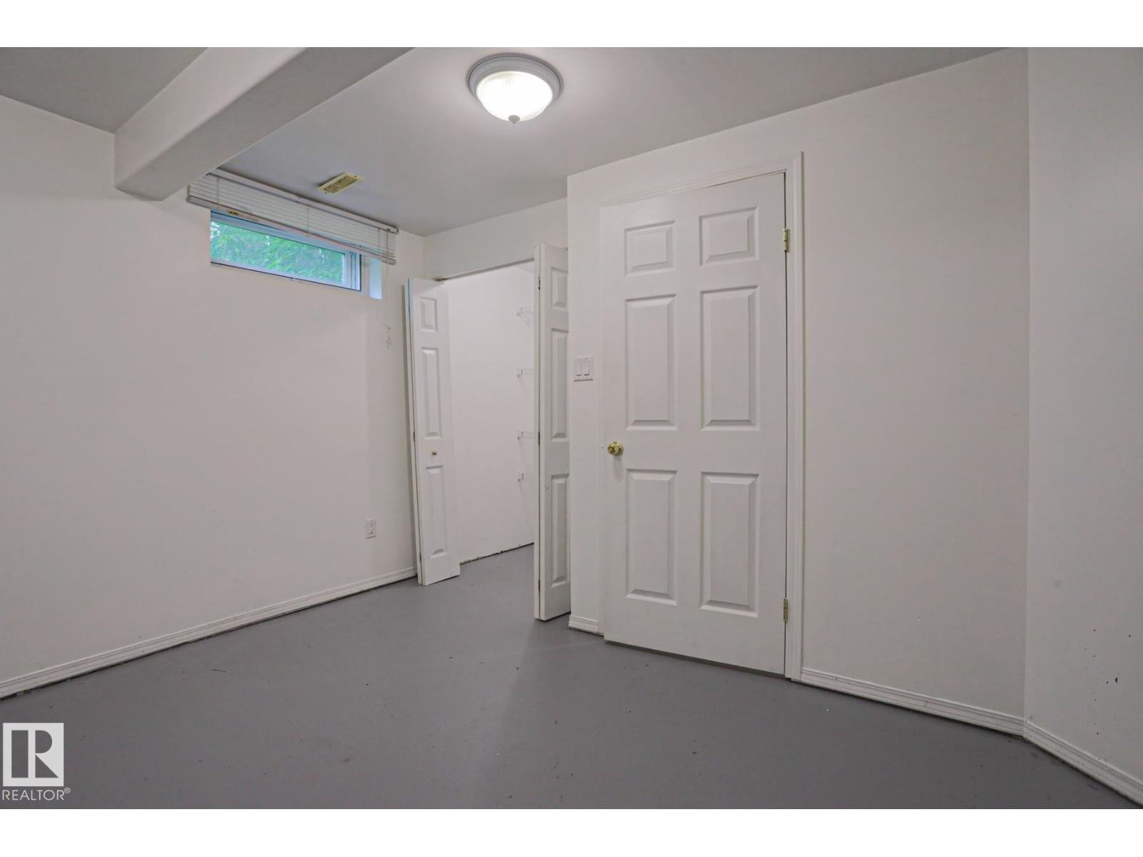 57 GARLAND CR - 34