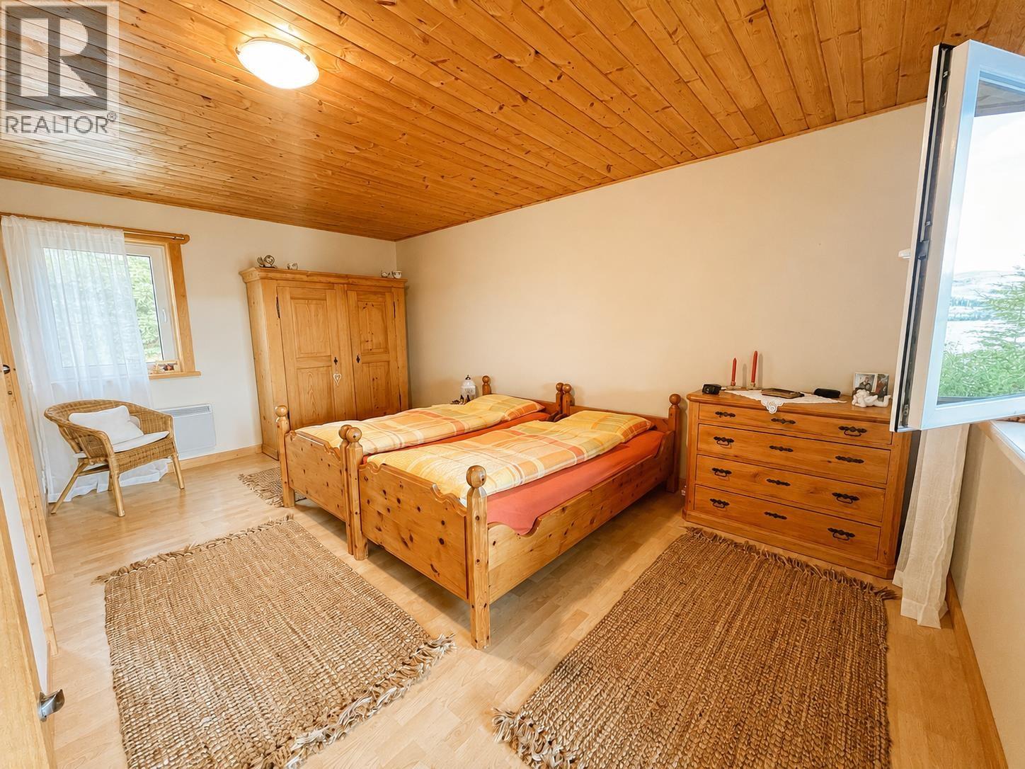 1371 FRANCOIS LAKE ROAD, Fraser Lake