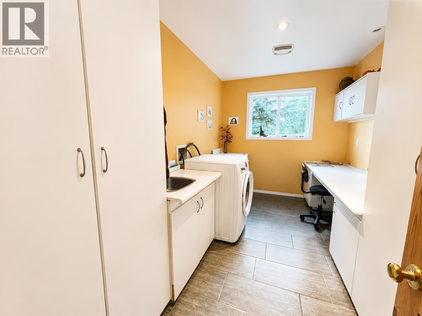 1371 FRANCOIS LAKE ROAD, Fraser Lake