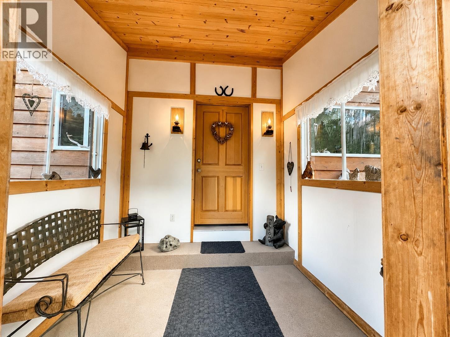 1371 FRANCOIS LAKE ROAD, Fraser Lake