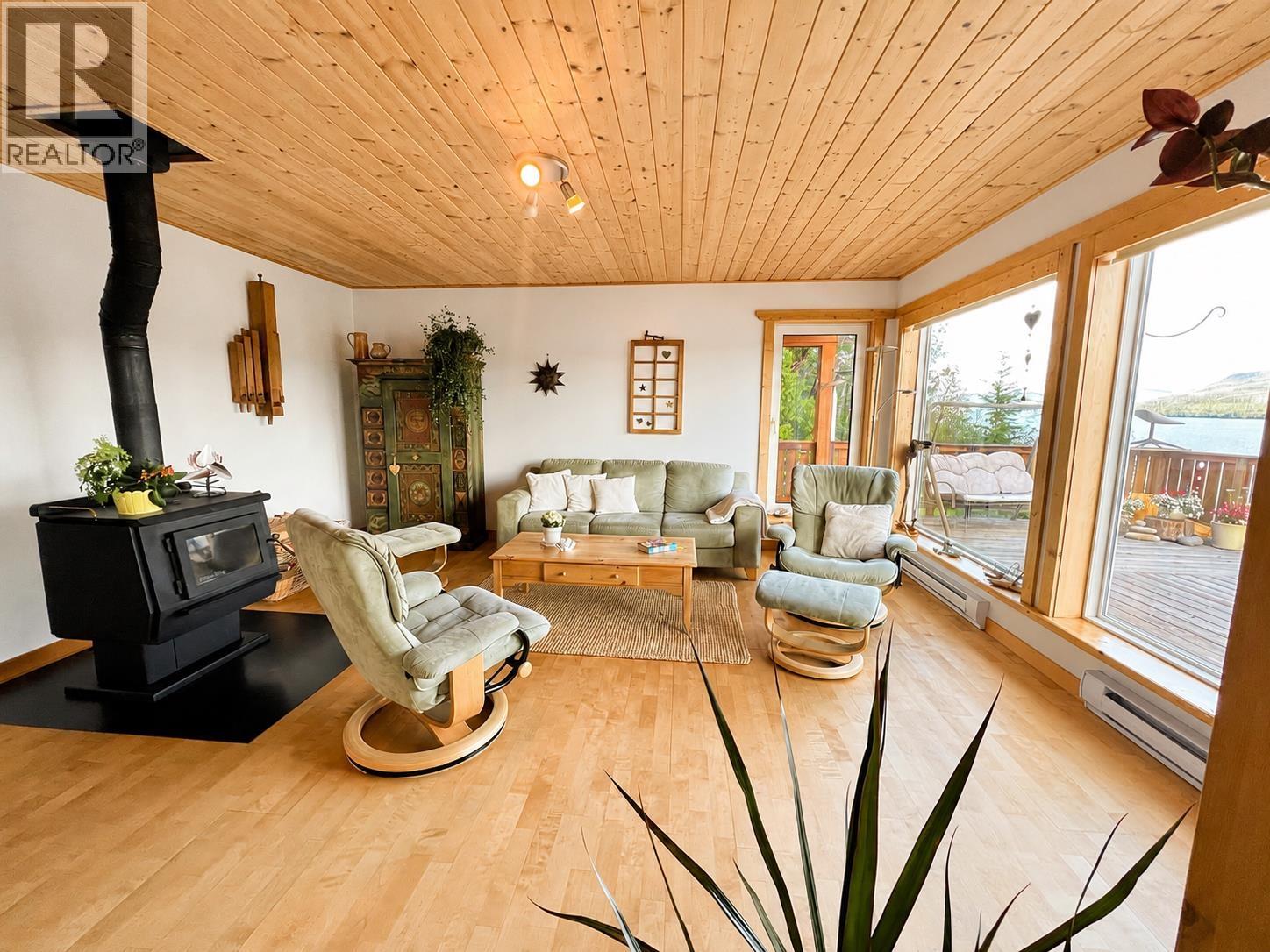 1371 FRANCOIS LAKE ROAD, Fraser Lake