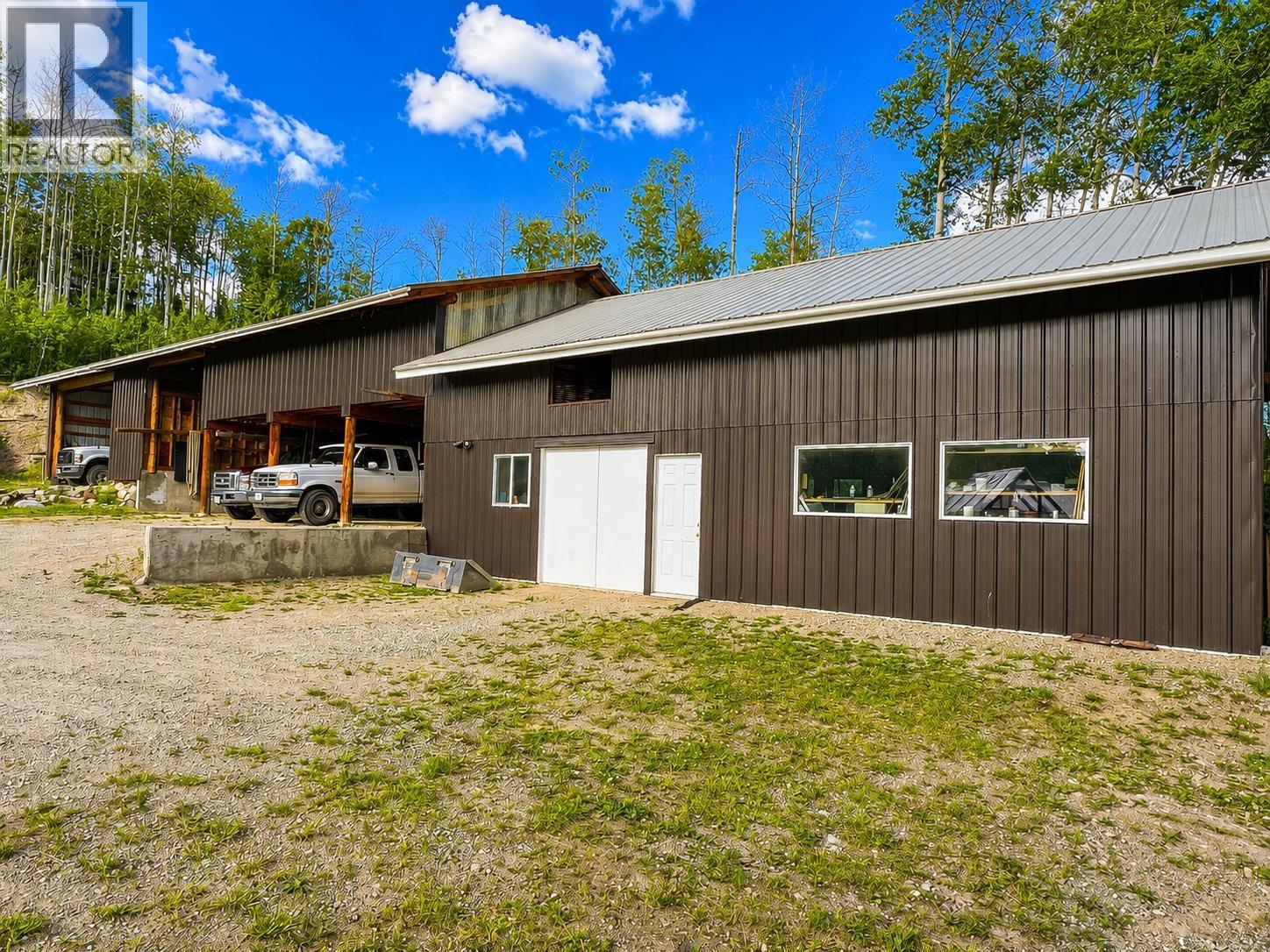 1371 FRANCOIS LAKE ROAD, Fraser Lake
