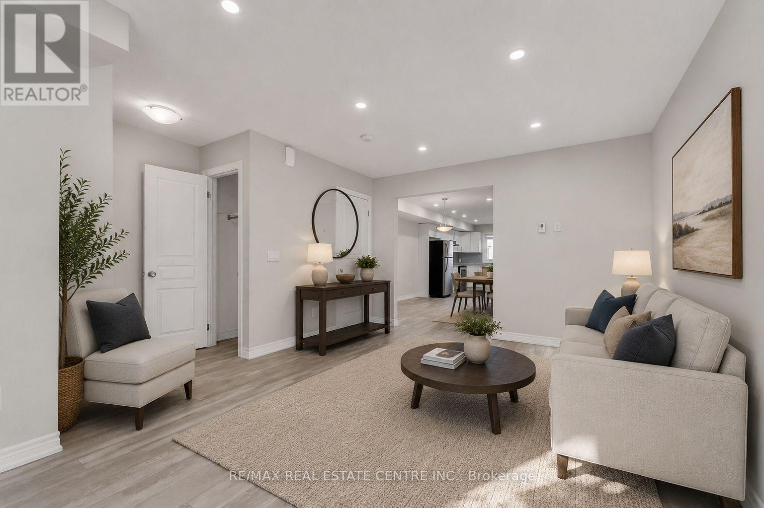 #59 7768 ASCOT CIRCLE - 6