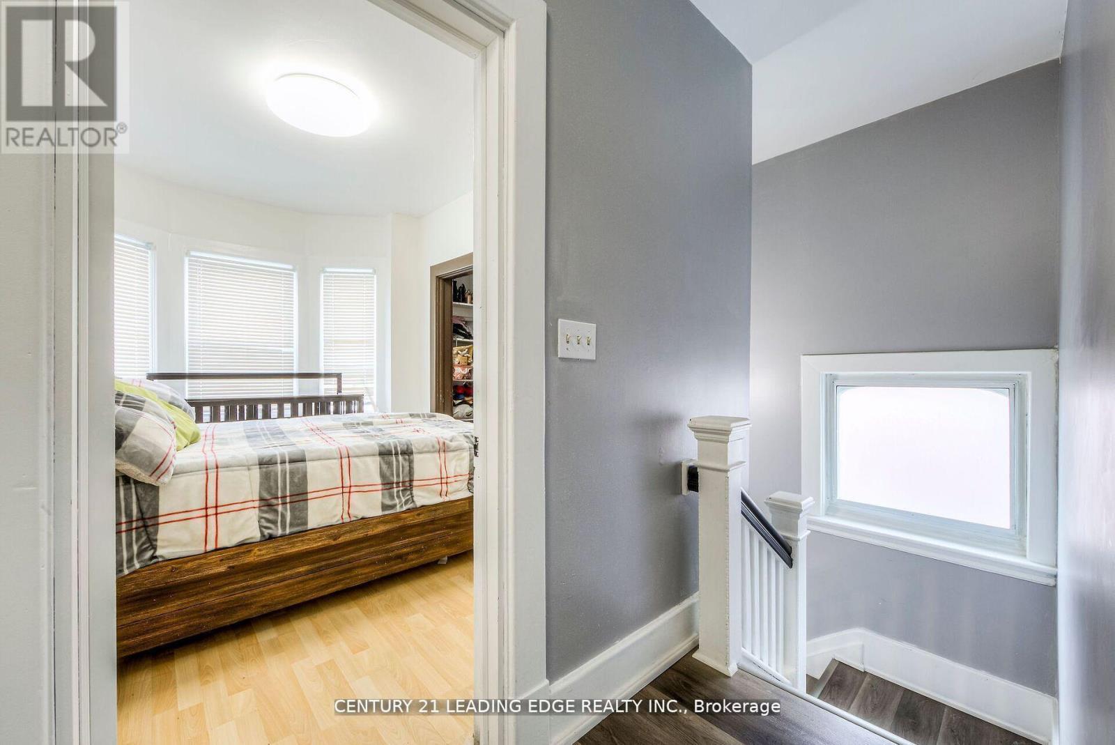 214 AYLMER STREET - 8