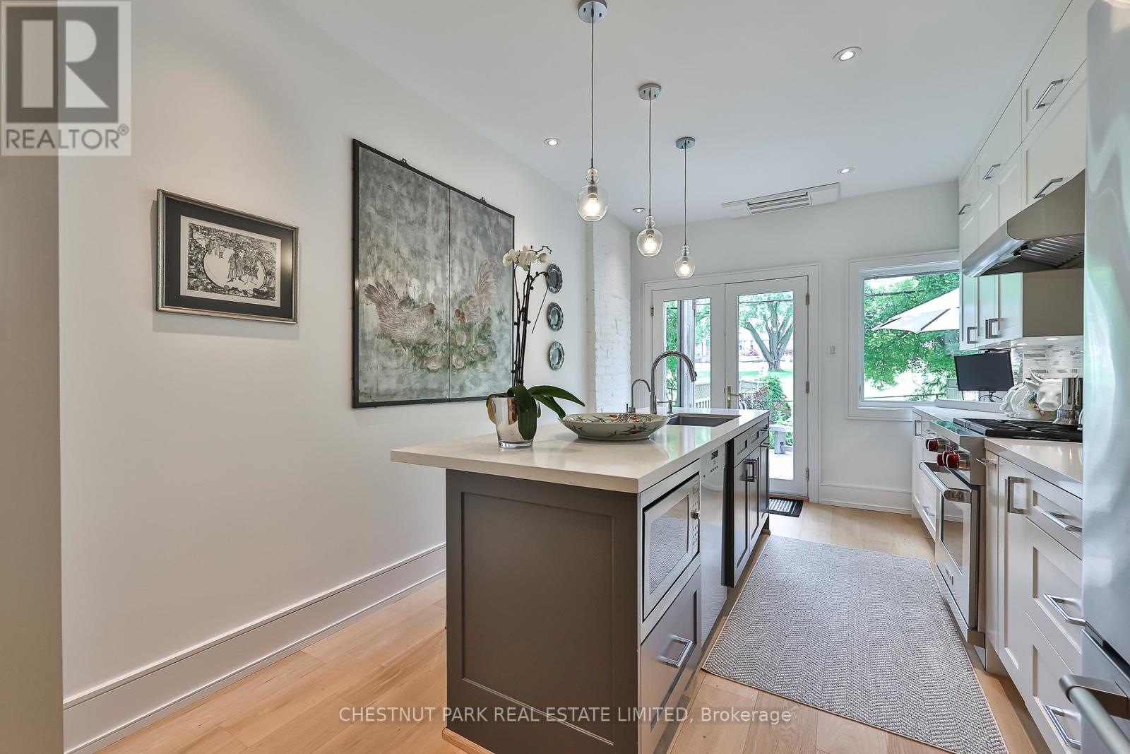 92 BALMORAL AVENUE - 8