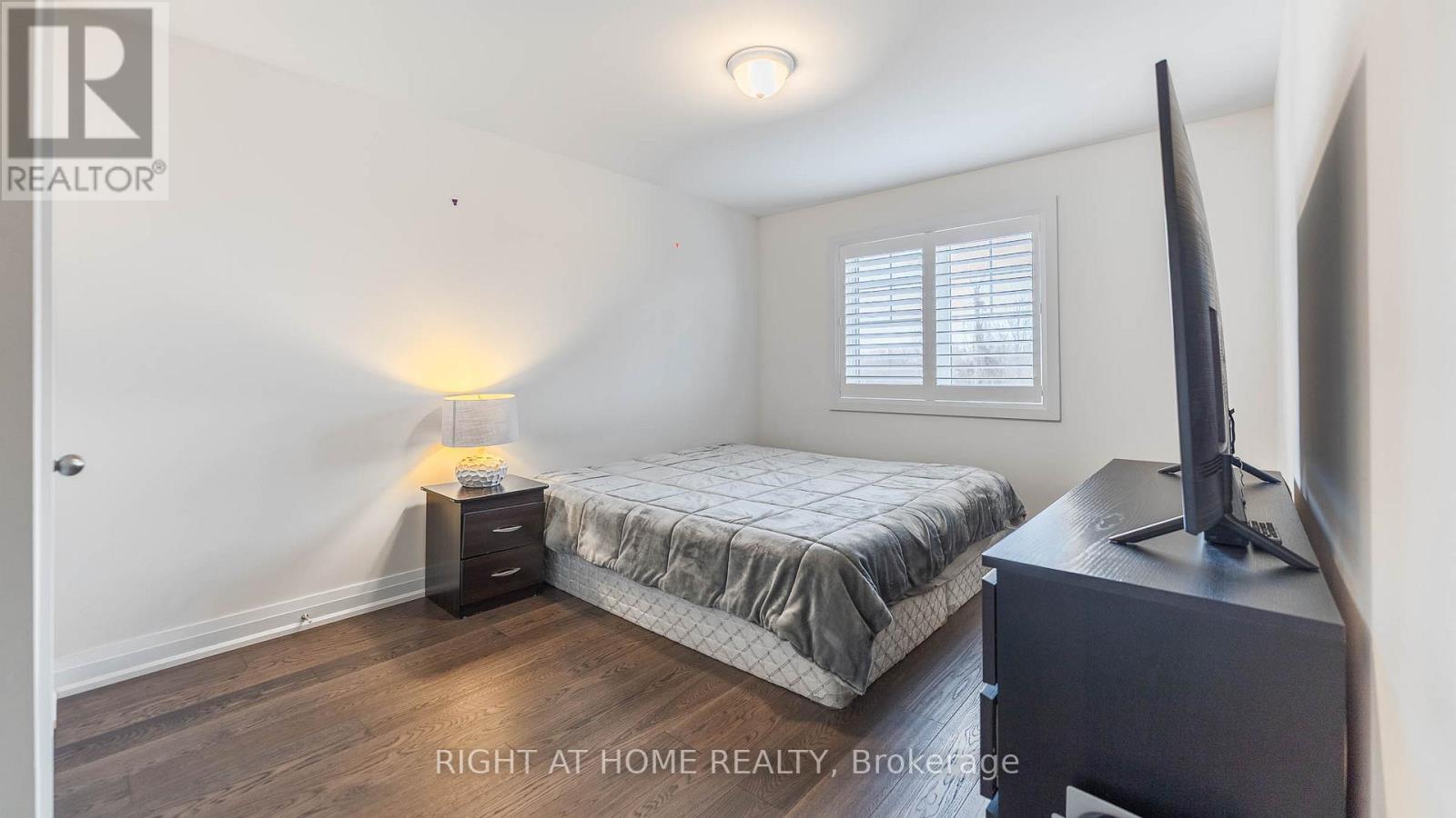 707 AUDLEY ROAD S - 26