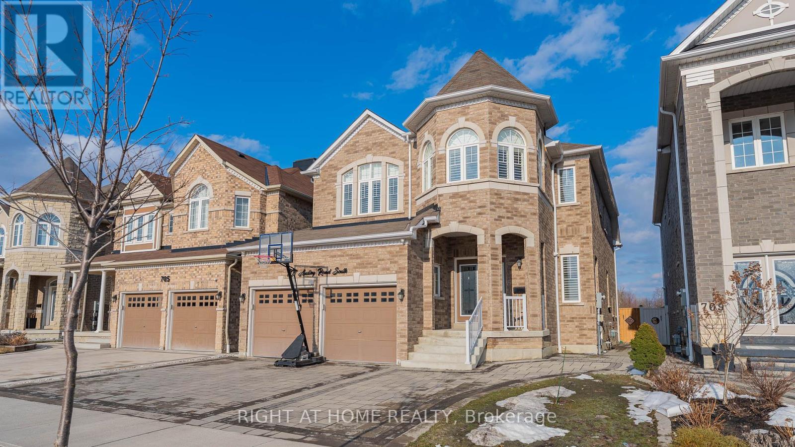 707 AUDLEY ROAD S - 1