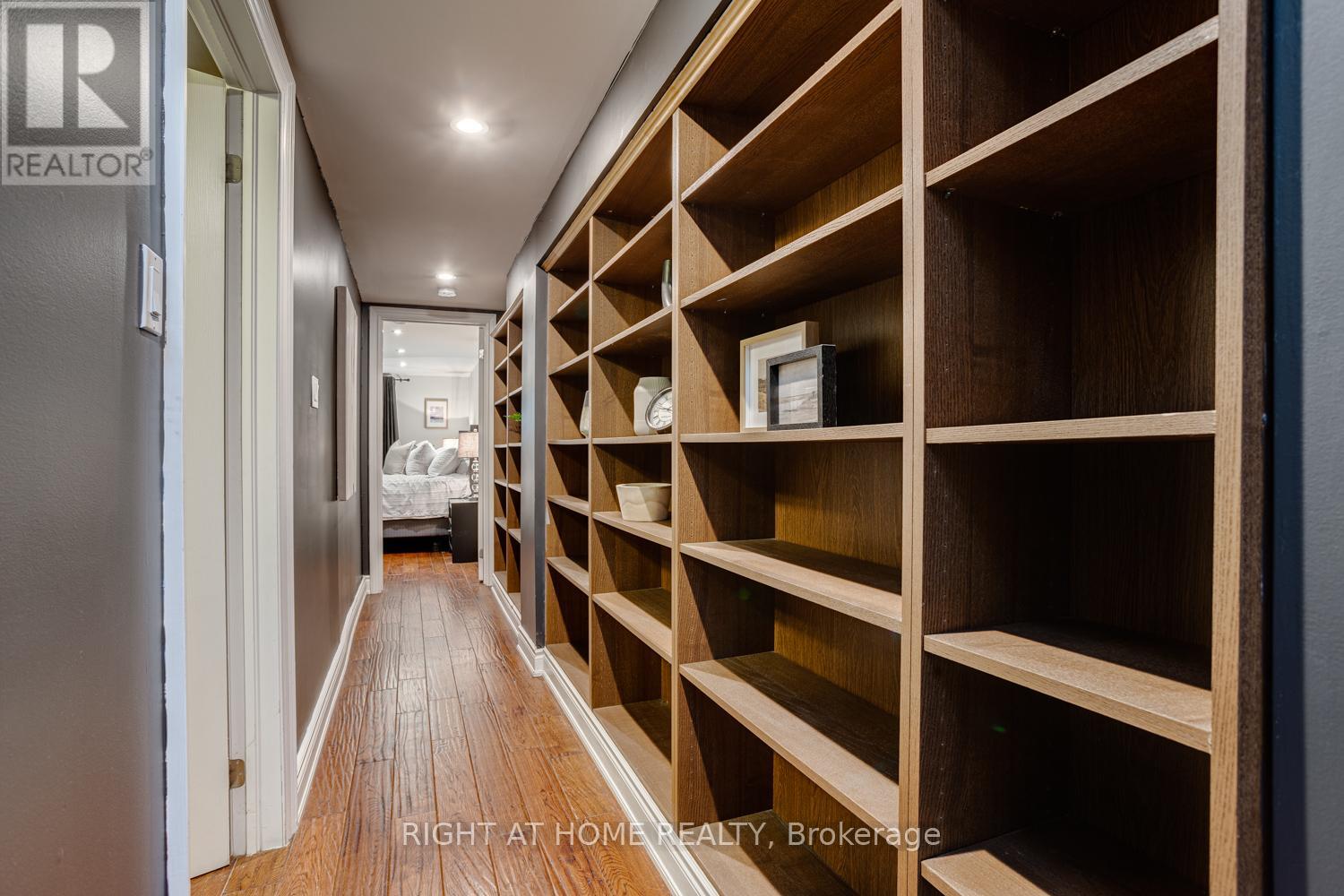 77 ALDRED DRIVE - 31