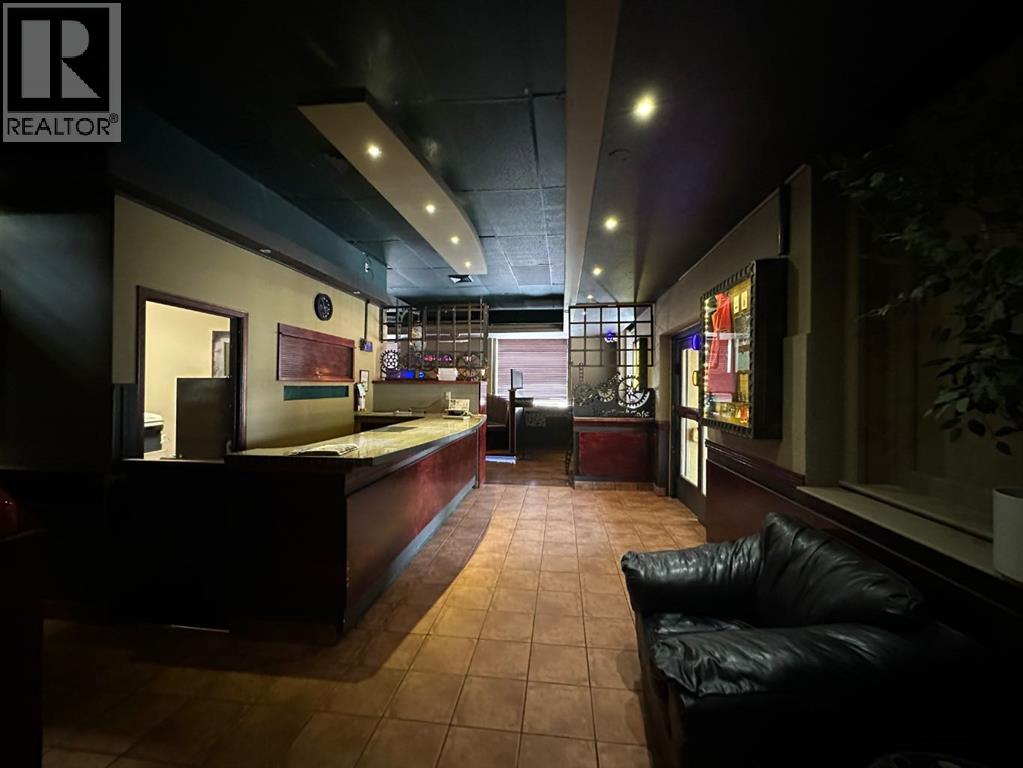 5078 50 Street - Photo 6