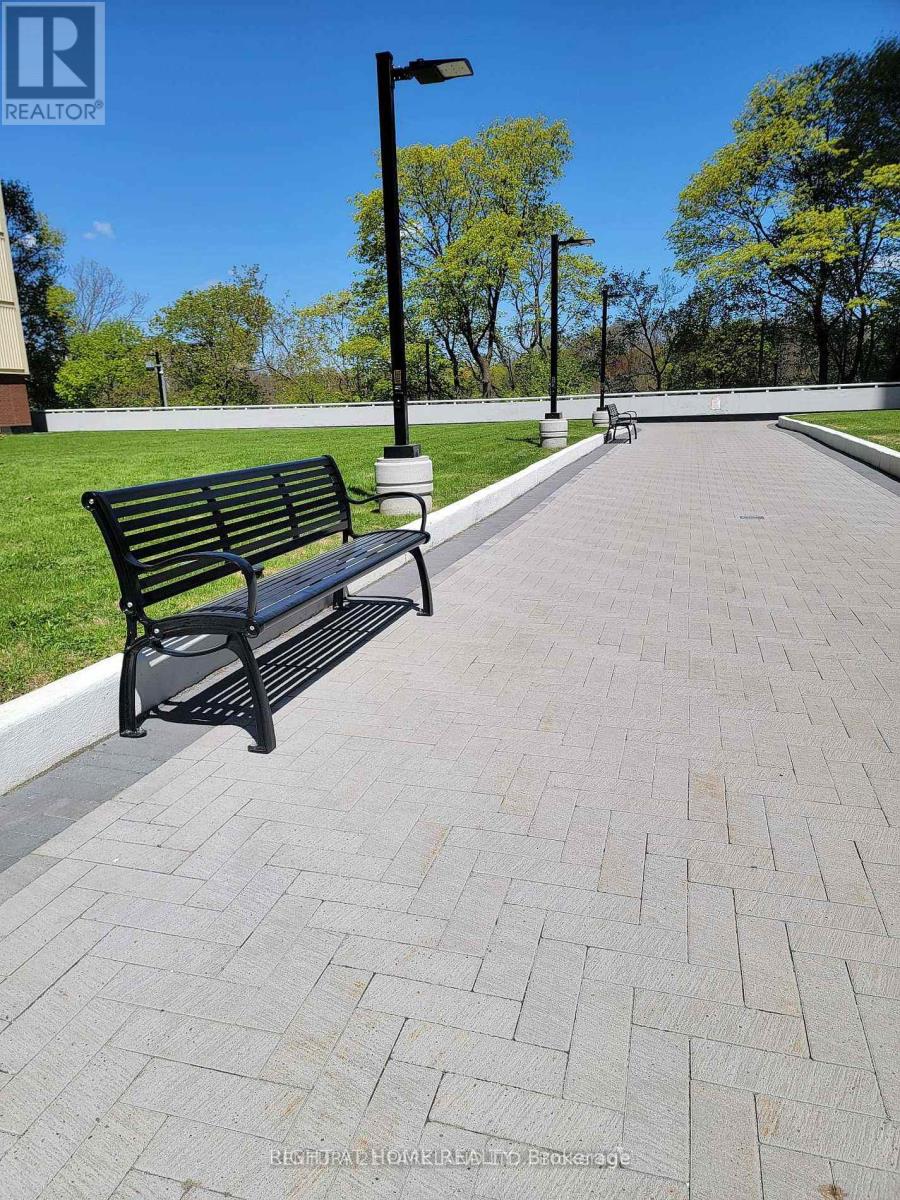 #1508 5 MASSEY SQUARE - 30