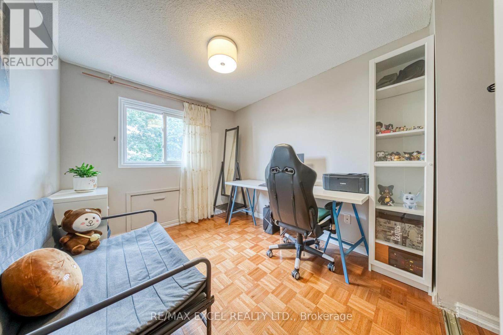 17 SADLEE COVE CRESCENT - 21