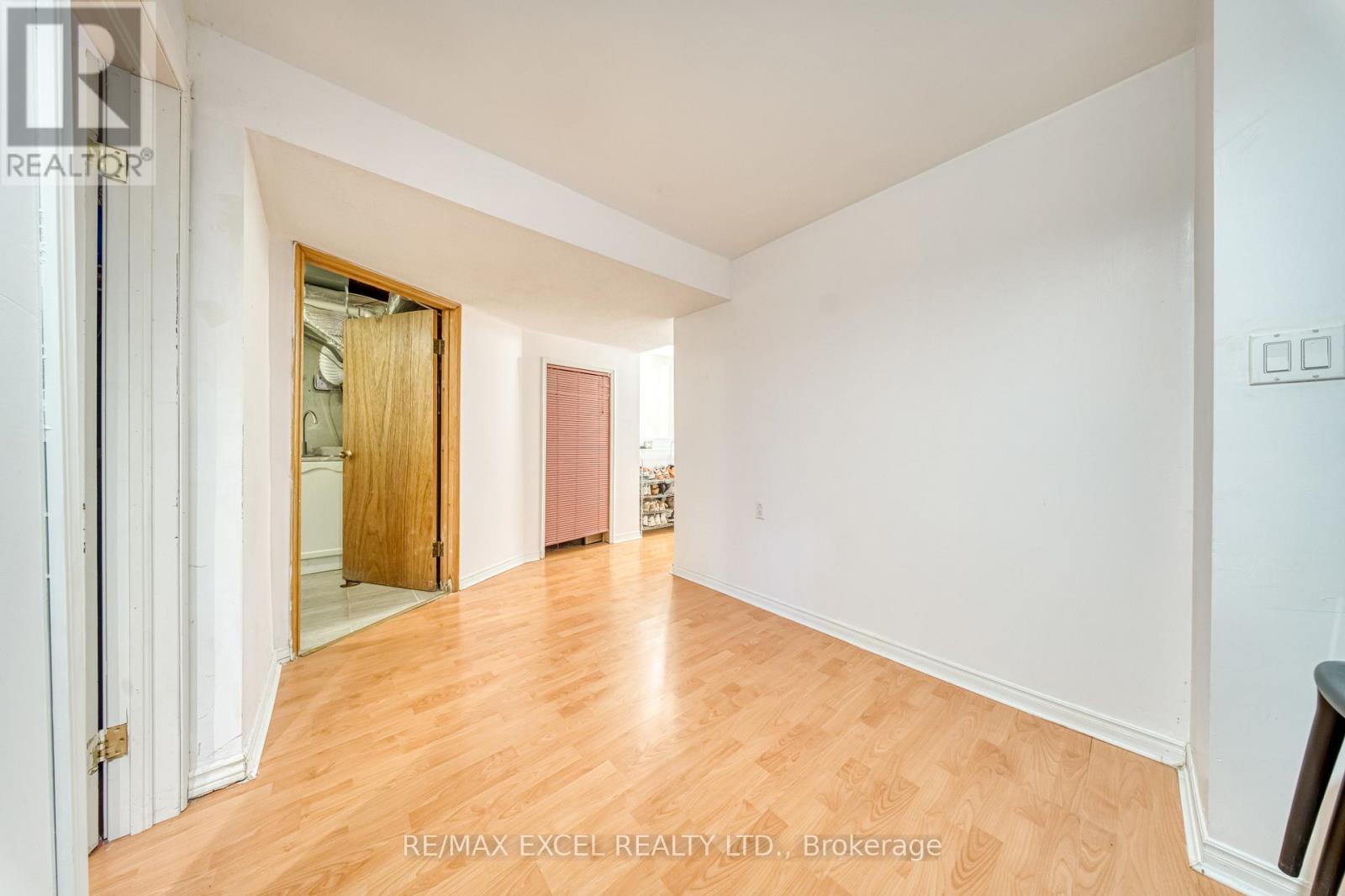 17 SADLEE COVE CRESCENT - 26