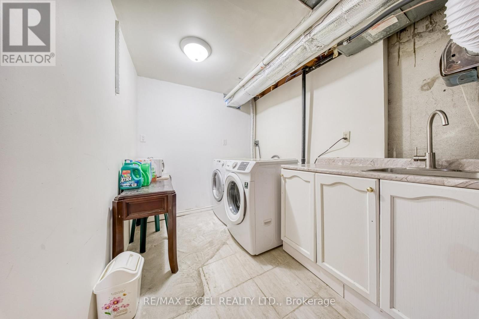 17 SADLEE COVE CRESCENT - 30
