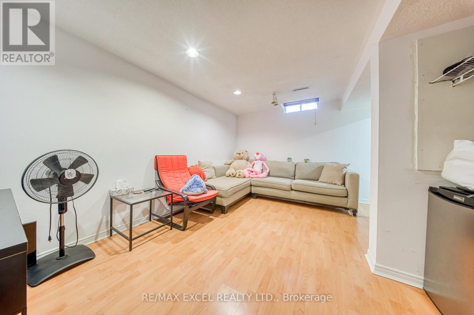 17 SADLEE COVE CRESCENT - 27