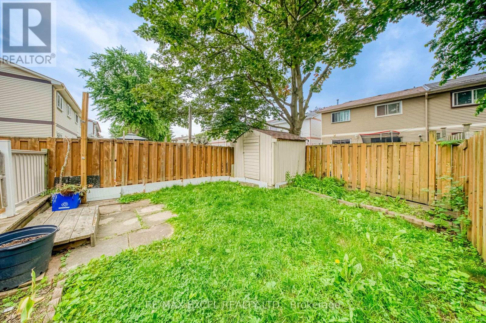 17 SADLEE COVE CRESCENT - 33