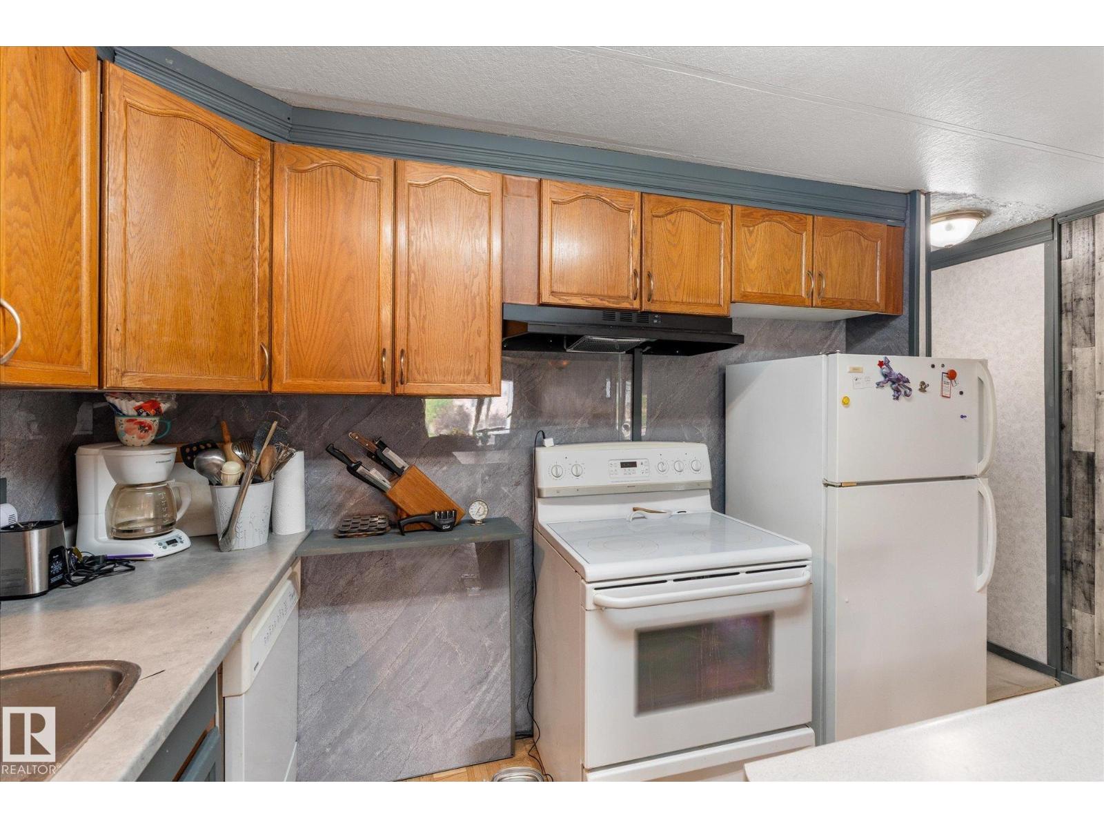 124 305 calahoo RD - 14