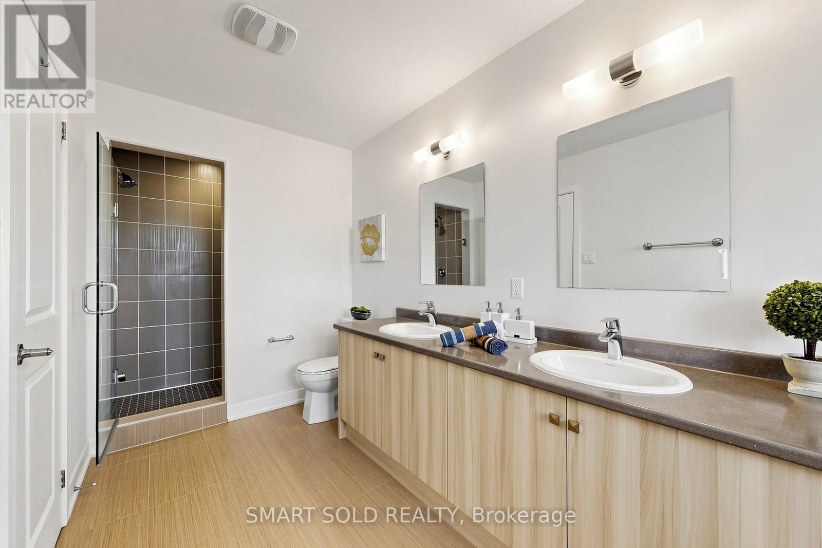 80 DONALD FLEMING WAY - 25