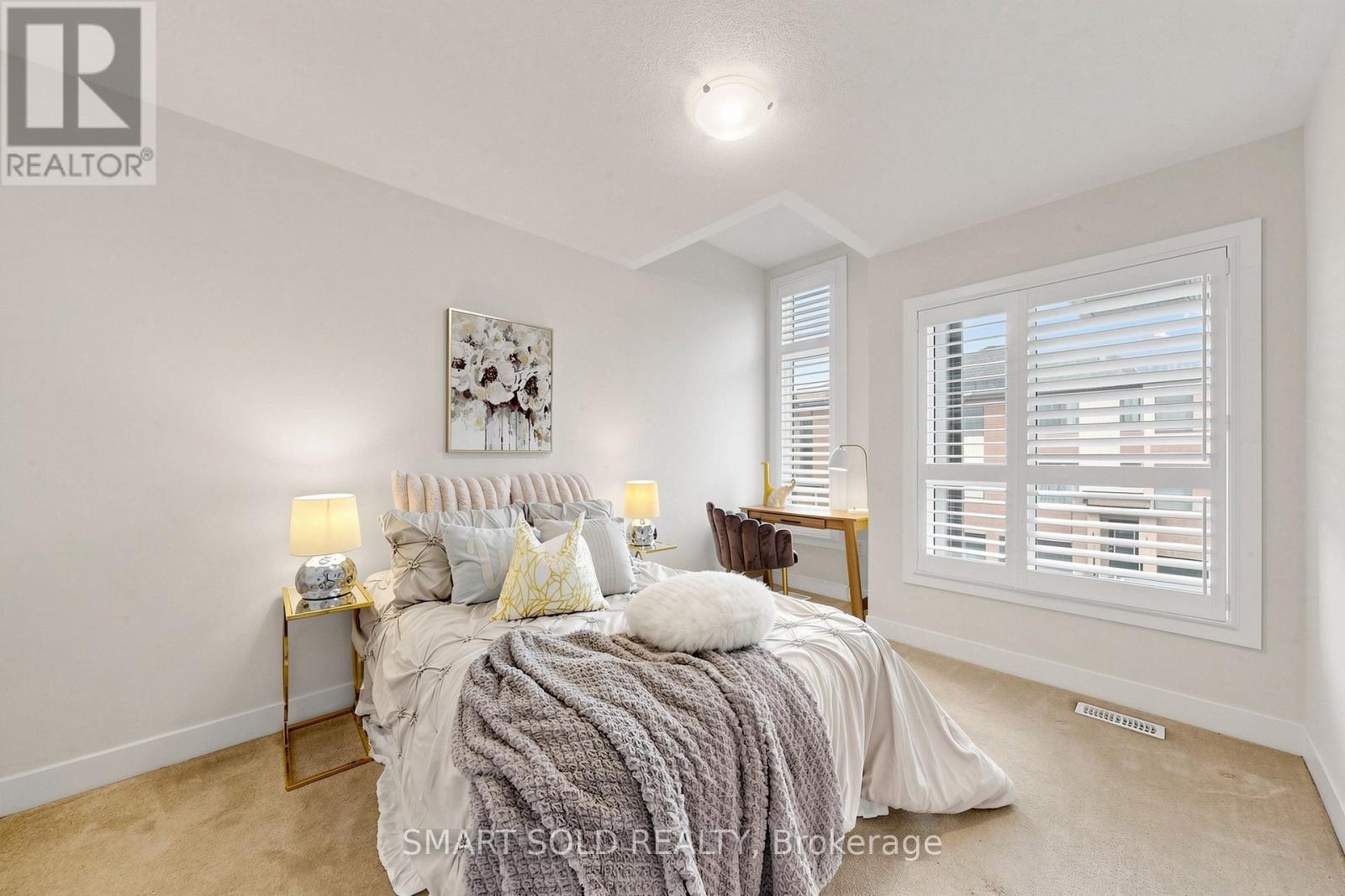 80 DONALD FLEMING WAY - 26