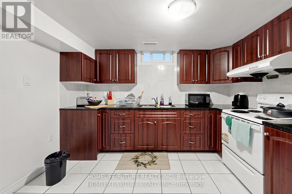 86 HALFMOON SQUARE - 36