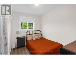 Bedroom 4 - 990 Maclean Street, Innisfil, ON L9S1V8 Photo 9