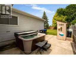 990 Maclean Street, Innisfil, ON L9S1V8 Photo 20