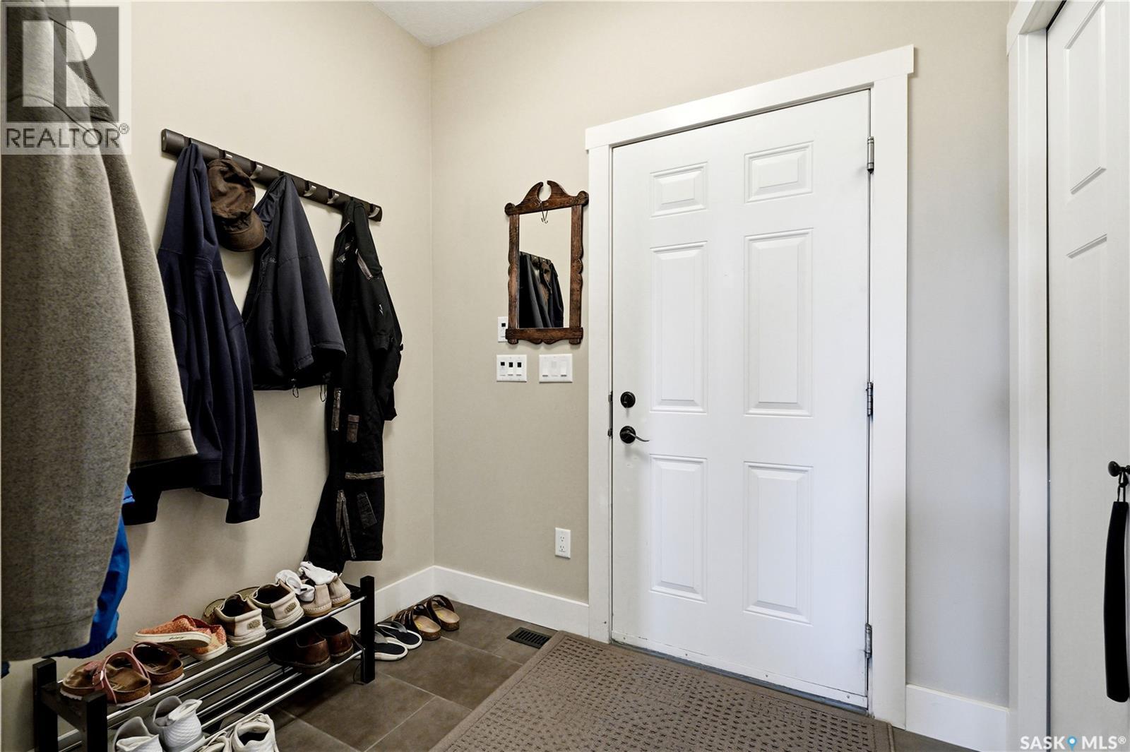 102 Rudy LANE - 43