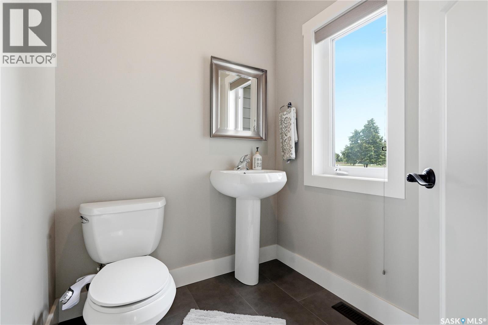 102 Rudy LANE - 44
