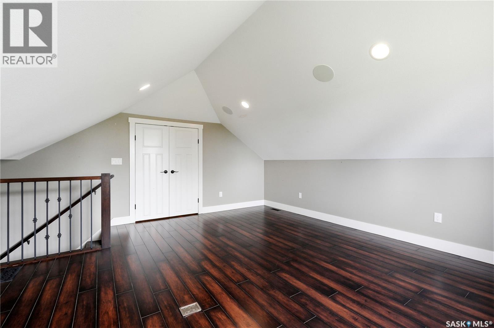 102 Rudy LANE - 47
