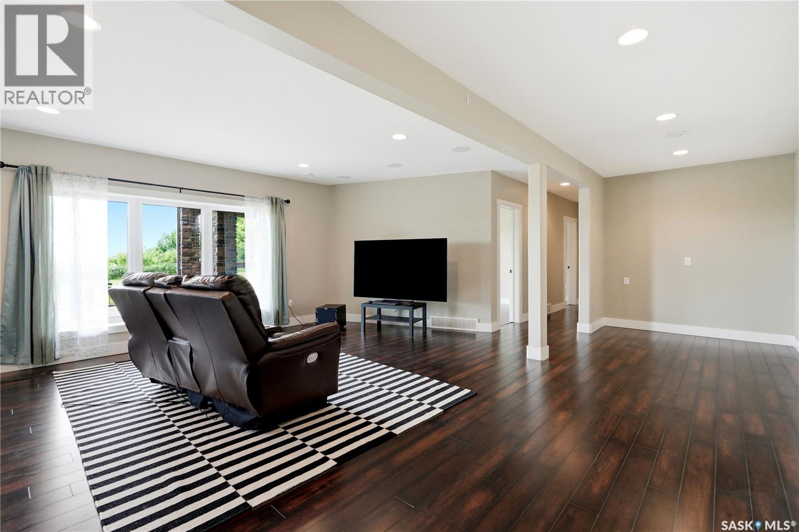 102 Rudy LANE - 49