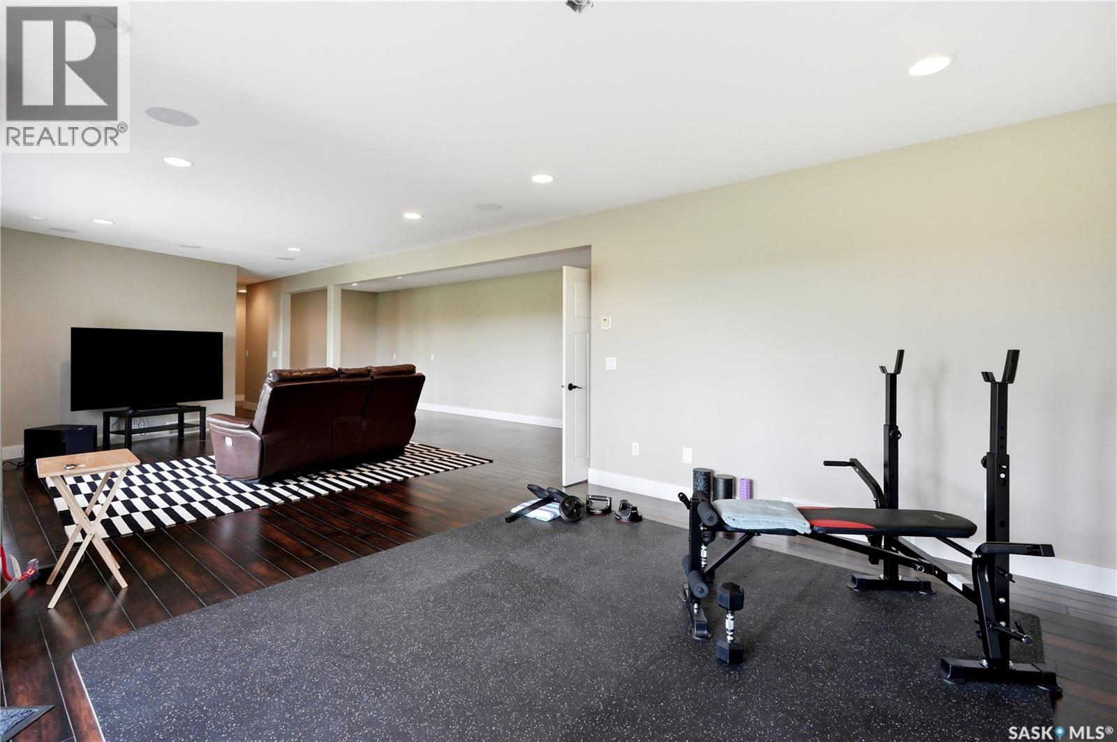 102 Rudy LANE - 54
